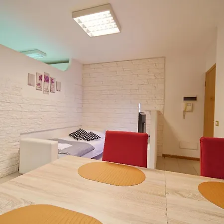 Destiny 12 Borgo Trento *